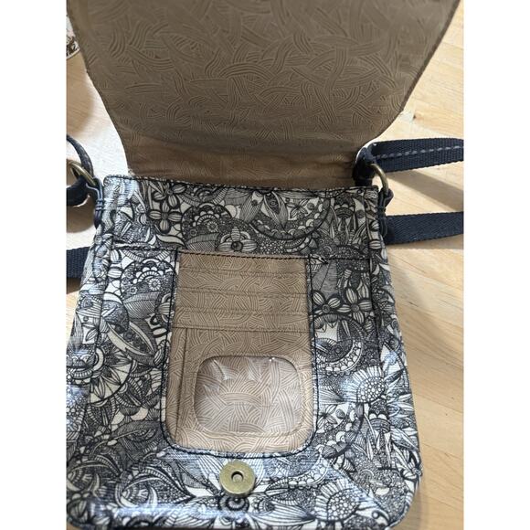 Sakroots Crossbody Black Spirit Lace Canvas Coated Bag Purse EUC - Picture 3 of 7